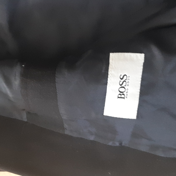 Hugo Boss CASHMERE coat - Picture 7 of 12